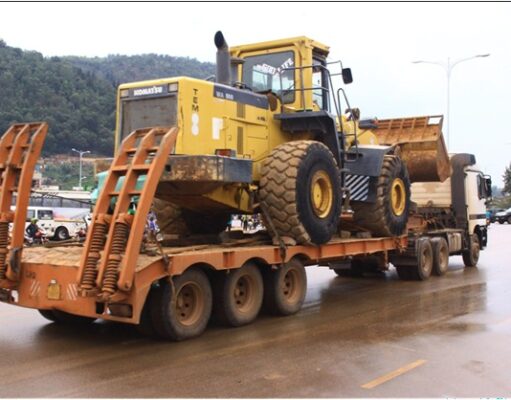 How Contractors Transport Heavy Equipment Across Miami Safely Heavy Equipment Transport